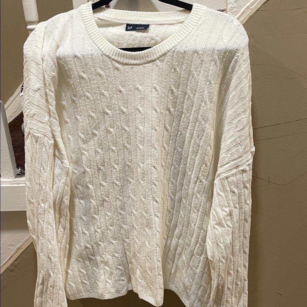 GAP Ivory Cable Knit Pullover